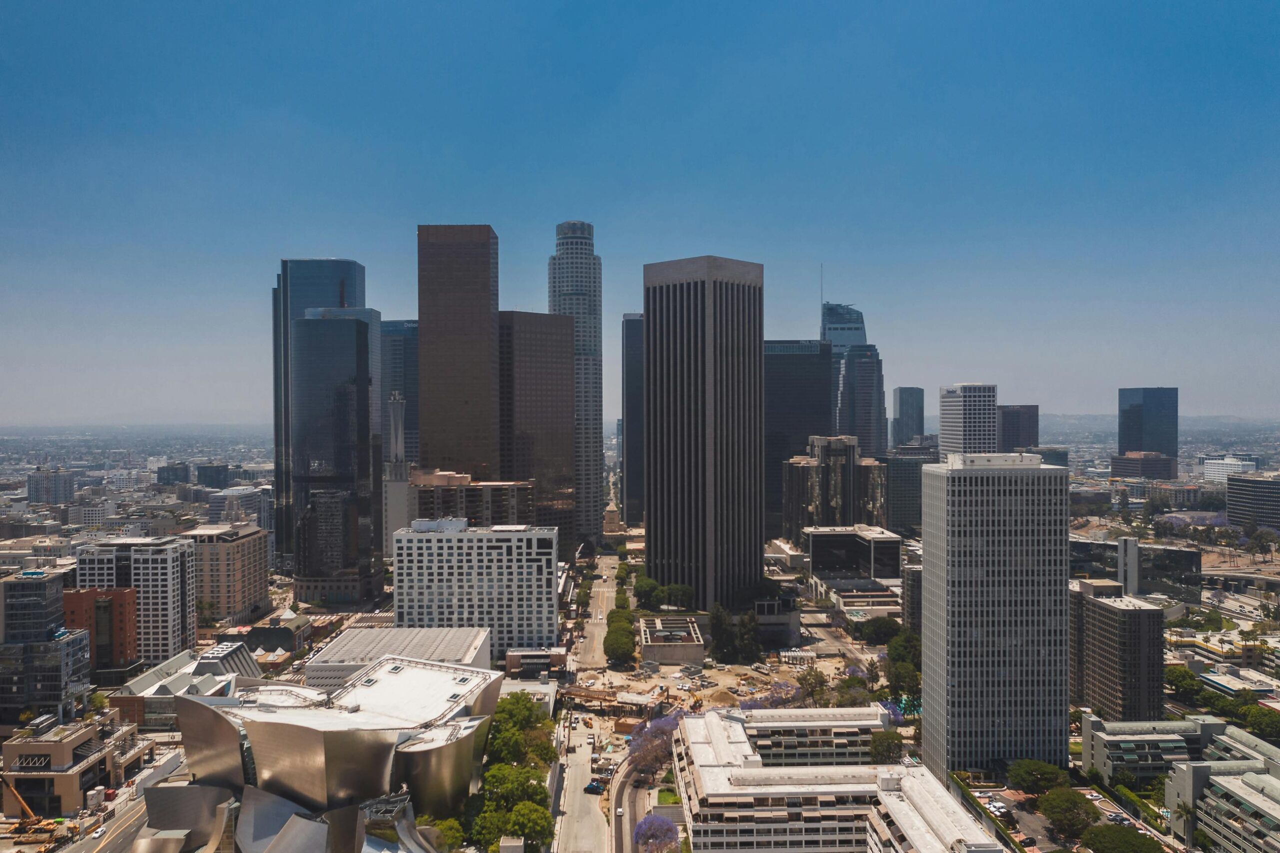 Navigating the Landscape of Economic Office Space in Los Angeles